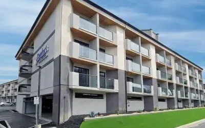 c-qw1j62xge161bnbbmefzjs8qhllwb7zekj0ibyz5b4